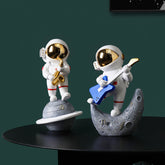 Funky Home Decor: Bears, Astronauts, Yachts
